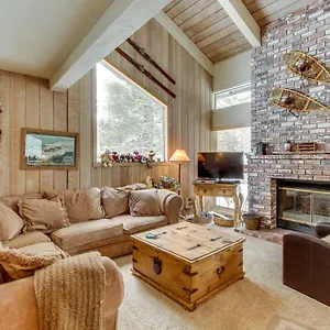 Chamonix 100 Apartment Mammoth Lakes